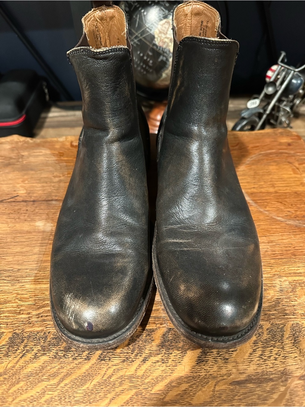 Frye Men's Black Leather Chukka Boots
